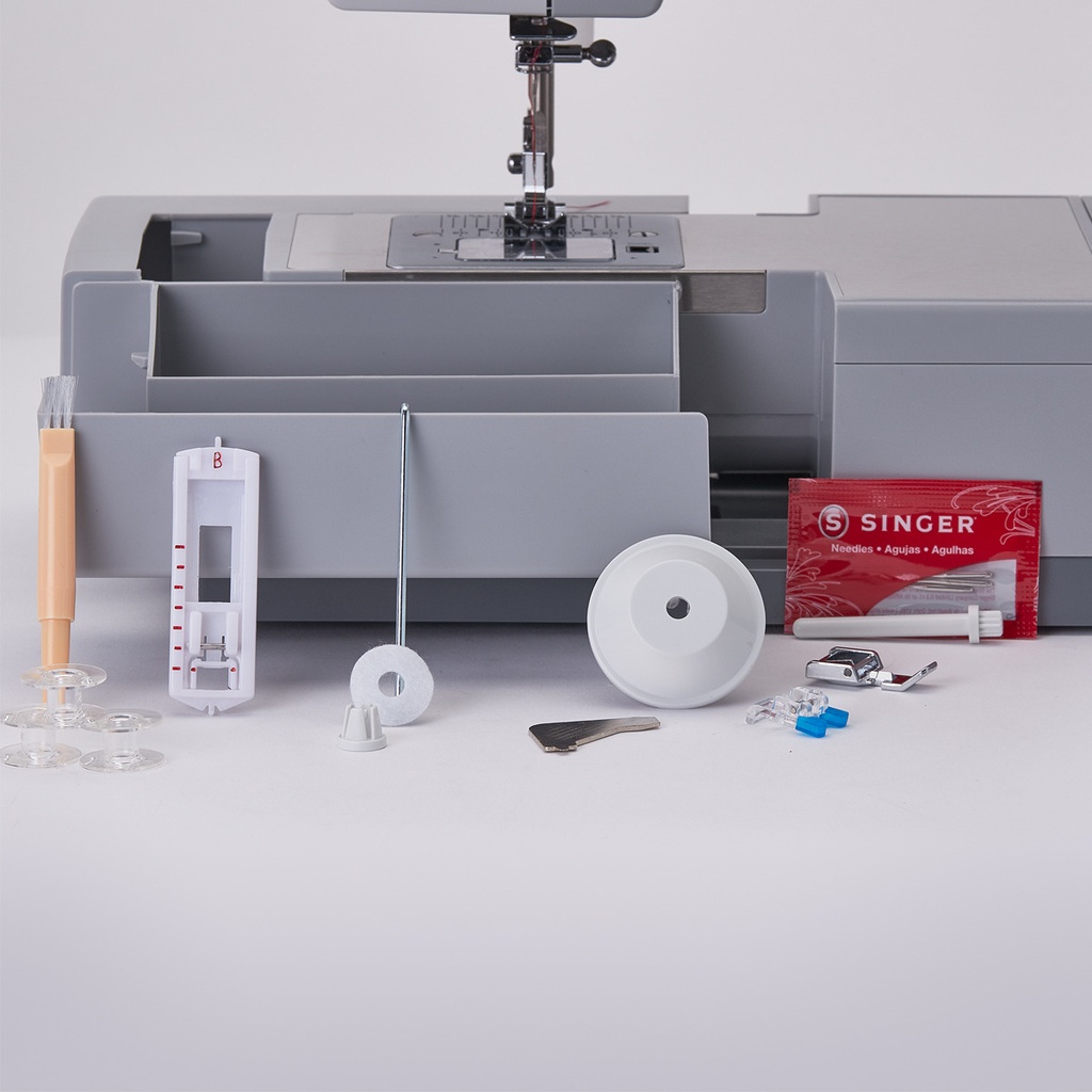 Máquina De Coser Singer Facilita Pro 4411 Color Gris/blanco
