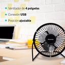Ventilador De Escritorio 4 Taurus Mini, Metálico, Usb Color De La Estructura Negro Color De Las Aspas Plateado